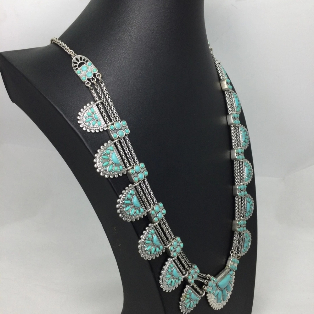 Lucky Brand Aqua and Silver Statement Necklace - Picture 3 of 10